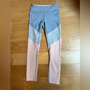 Outdoor Voices XS Leggings